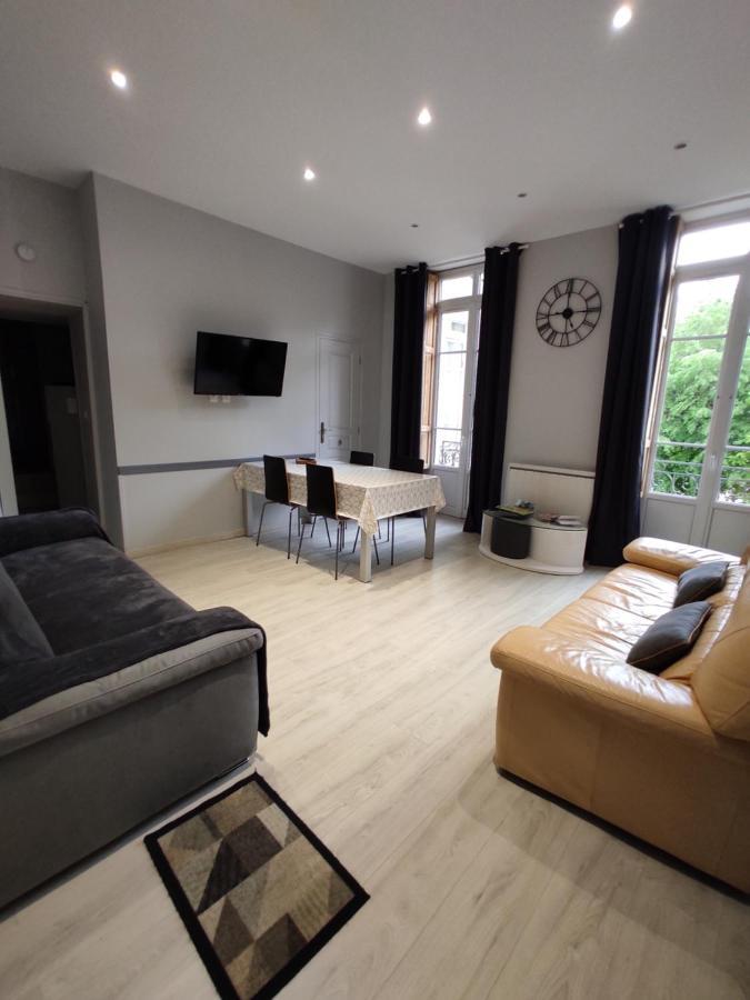Agréable T2 au centre de Luchon Bagnères-de-Luchon Exterior foto